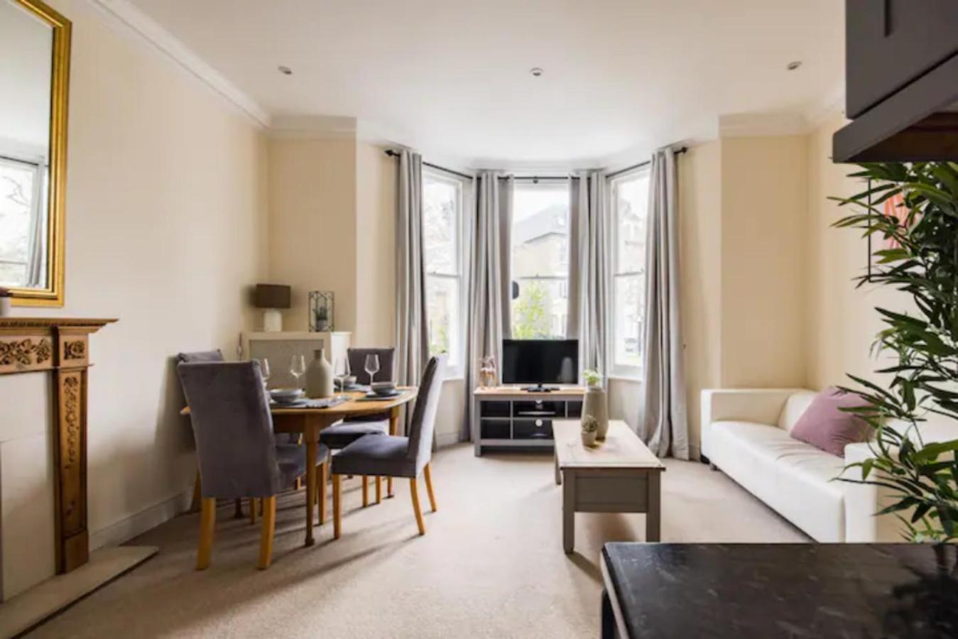 The West Kensington Collection Apartment London Exterior photo